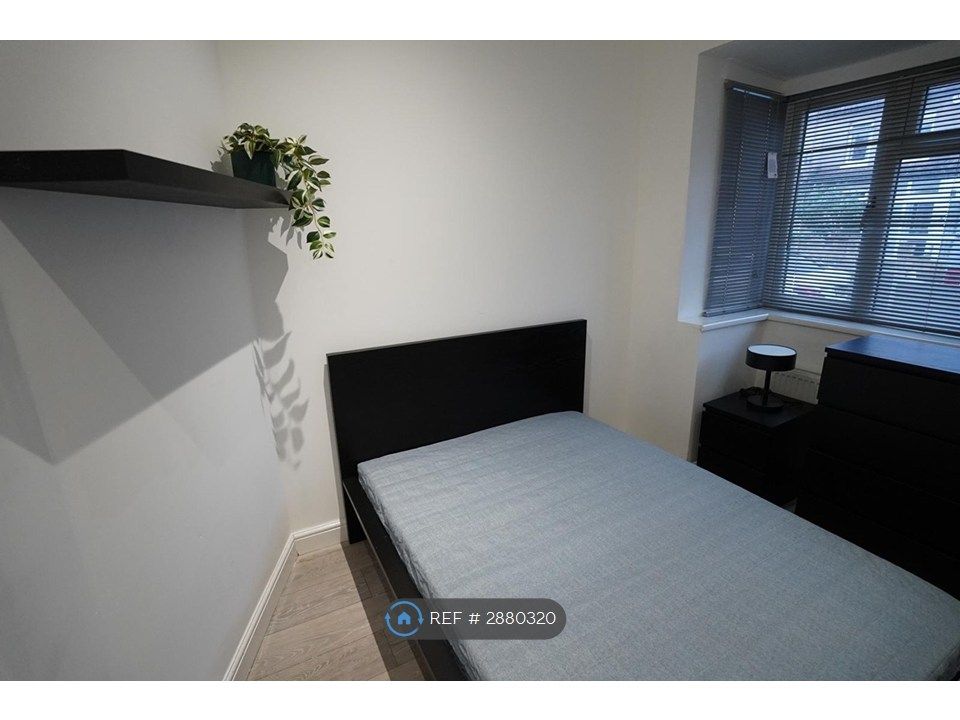 Property photo 1 of 25