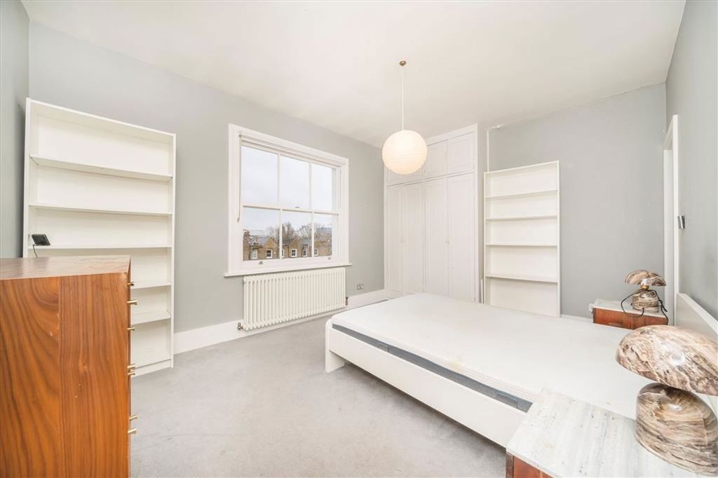 Property photo 3 of 6