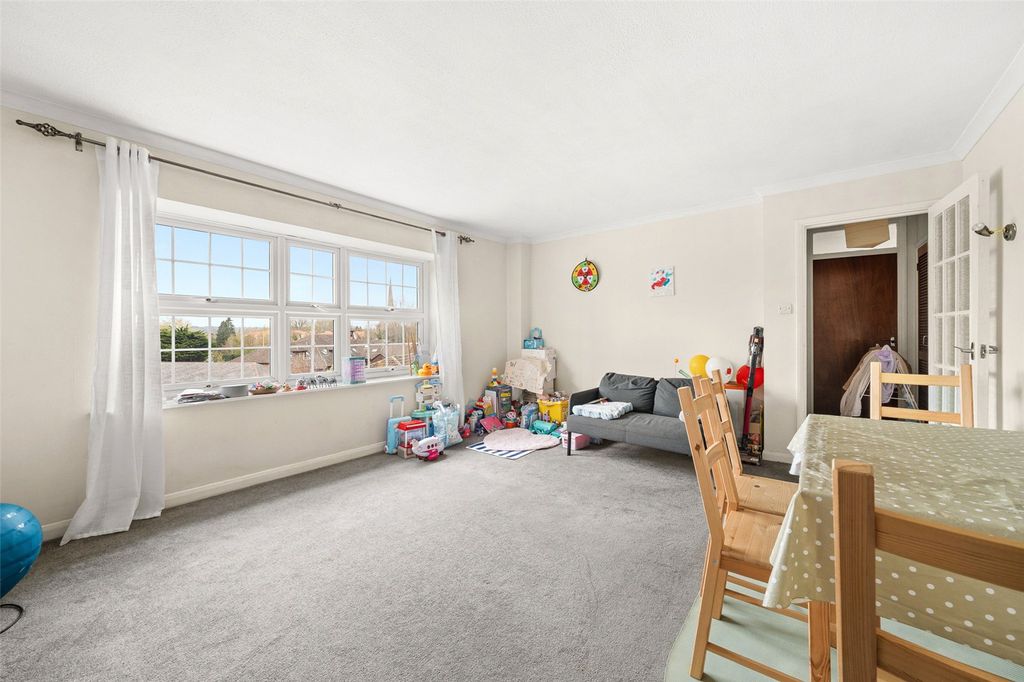 Property photo 2 of 9 Picture No. 14