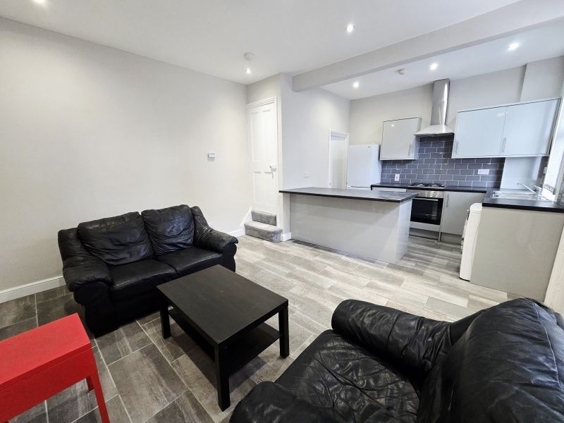 Property photo 2 of 10 Living Room