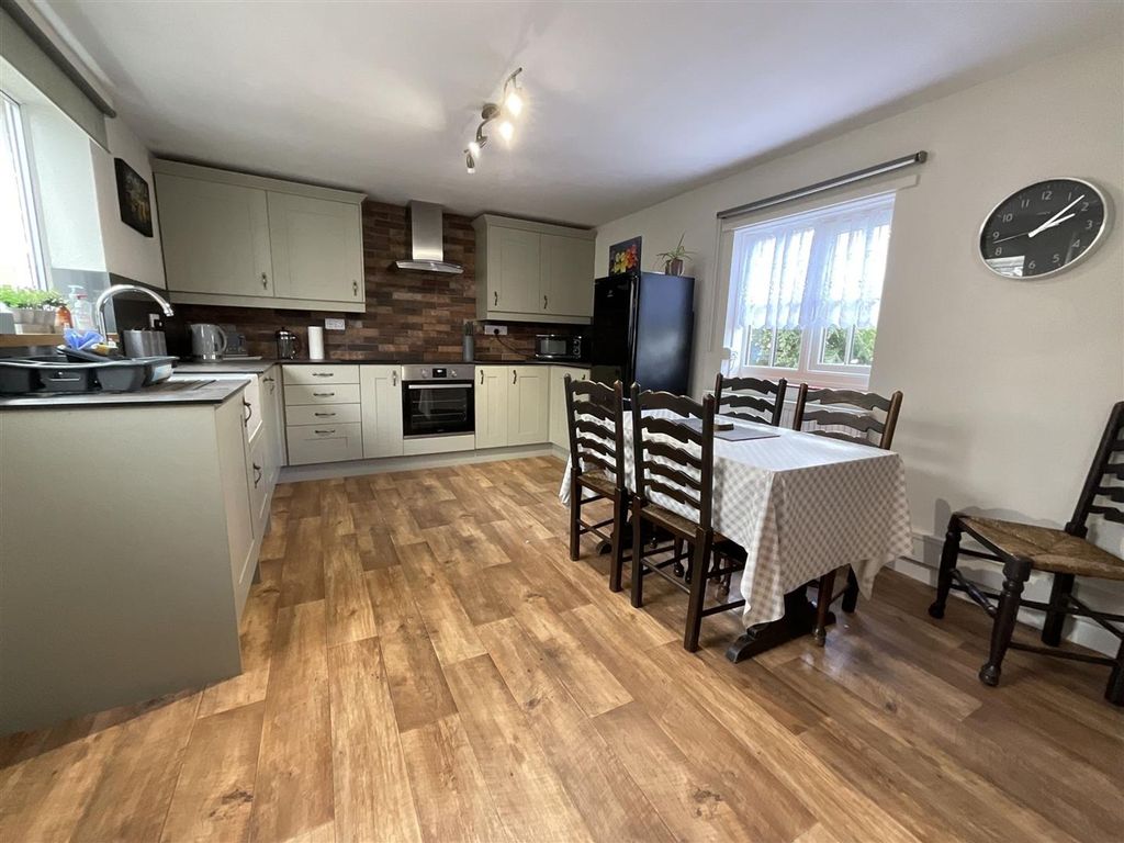 Property photo 3 of 13 Img_0319.Jpeg