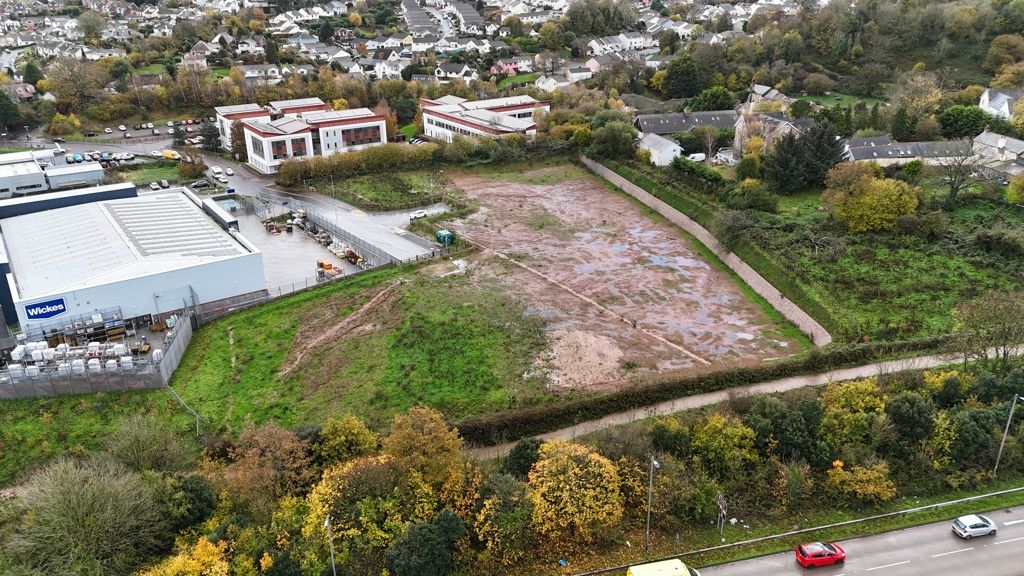 Property photo 2 of 21 Photo 16