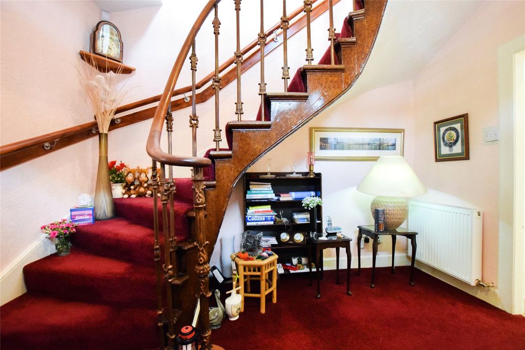 Property photo 2 of 22 Picture No. 26