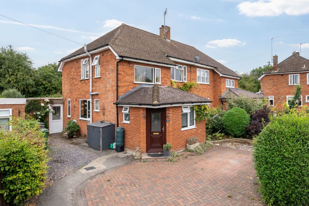 Property photo 1 of 25