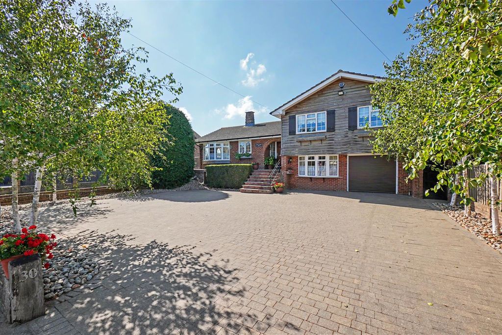 Property photo 1 of 35 1
