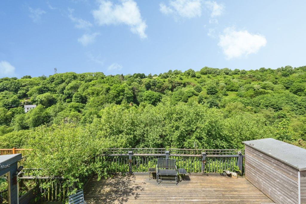 Property photo 2 of 35 Pbox-Img.Jpg