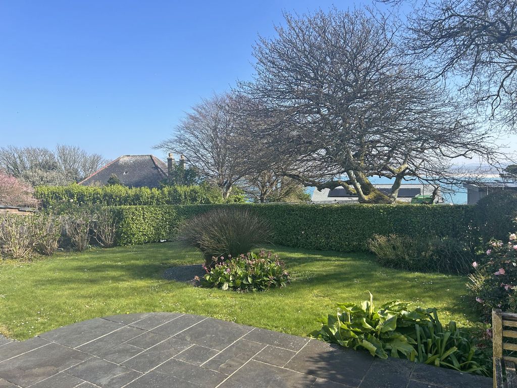 Property photo 2 of 15 Photo 2