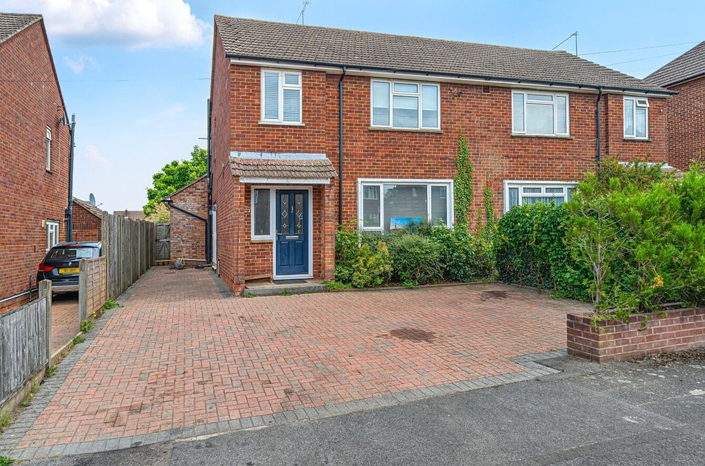 Property photo 1 of 11 1313843-1-685c432...