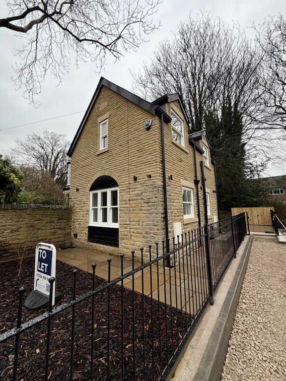 Property photo 3 of 17 Property