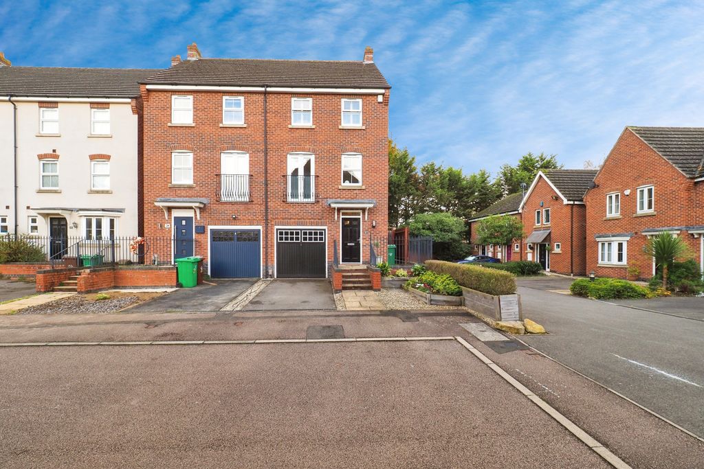 Property photo 1 of 21