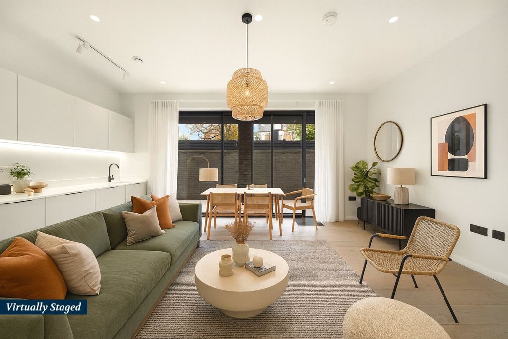 Property photo 1 of 16 Picture No. 24