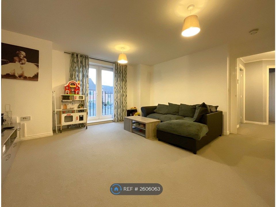 Property photo 2 of 9