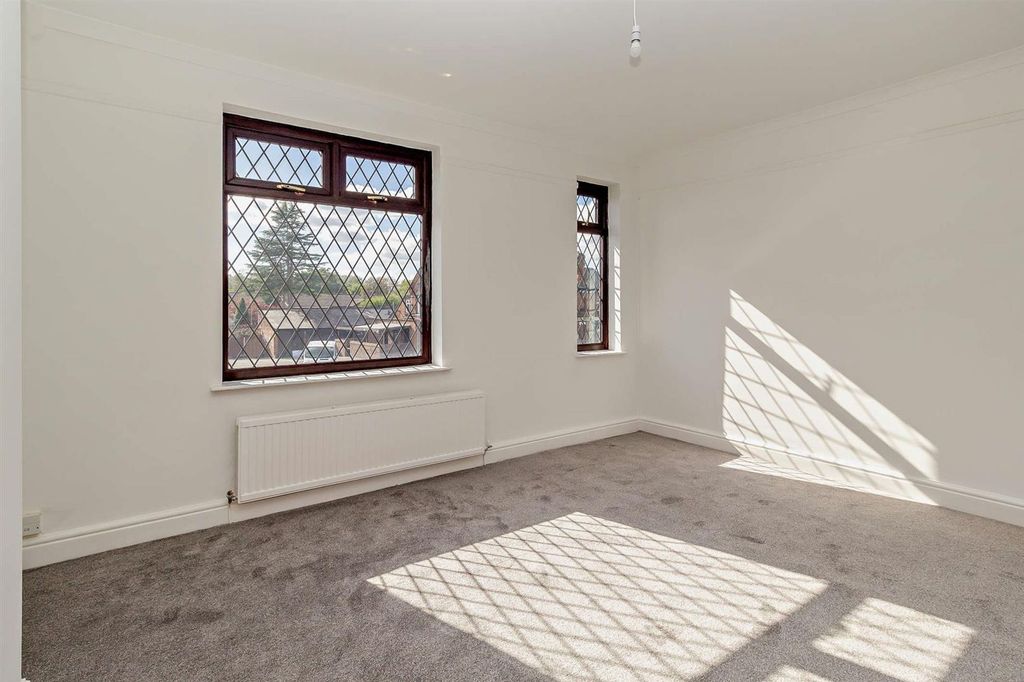 Property photo 2 of 9 Bedroom One