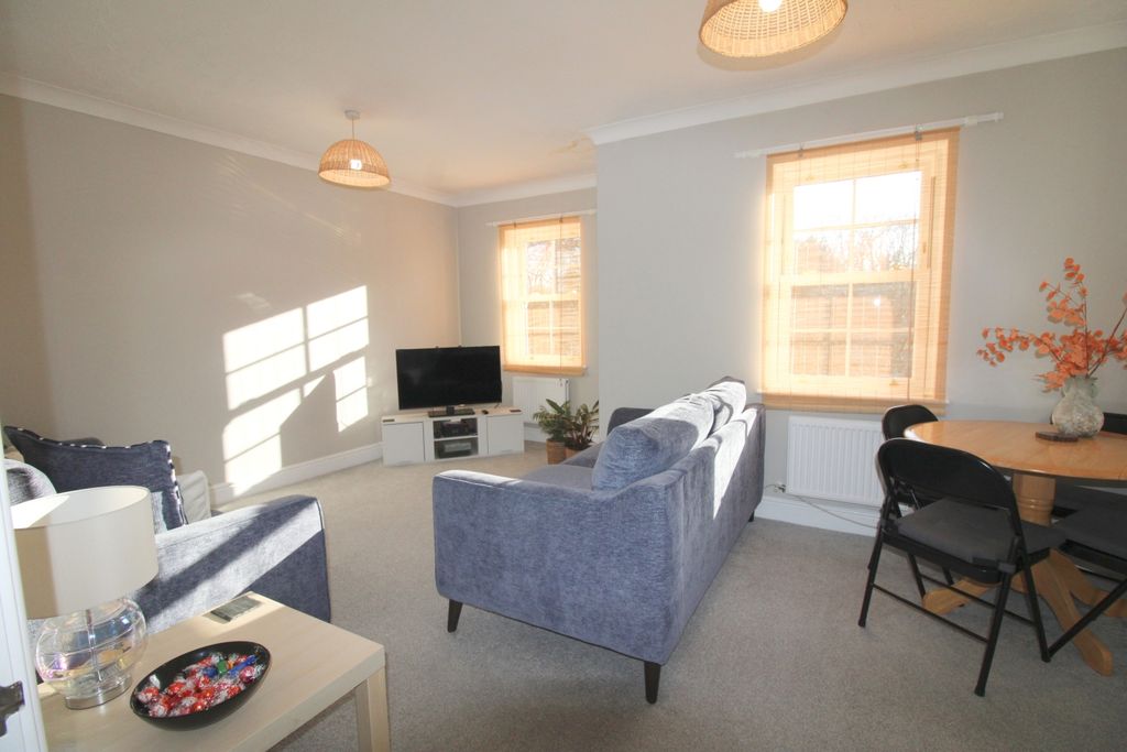 Property photo 2 of 9 Img_2455