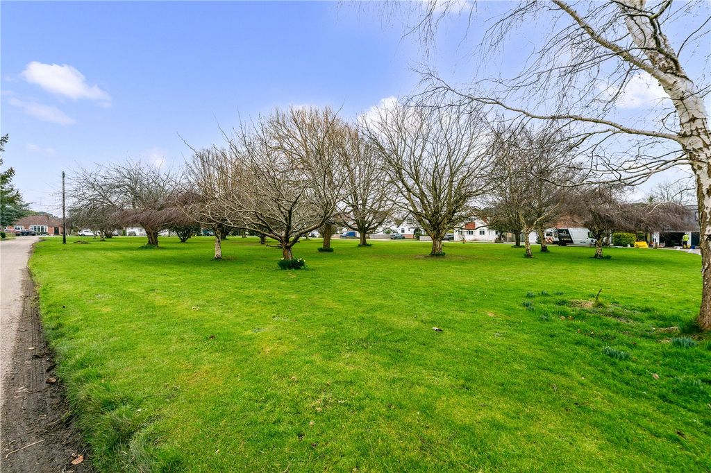 Property photo 3 of 28 Picture No. 35