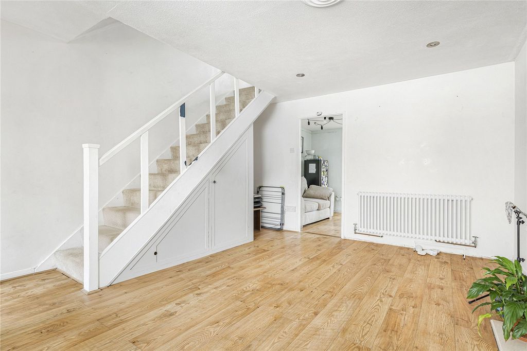 Property photo 2 of 12 Living Room