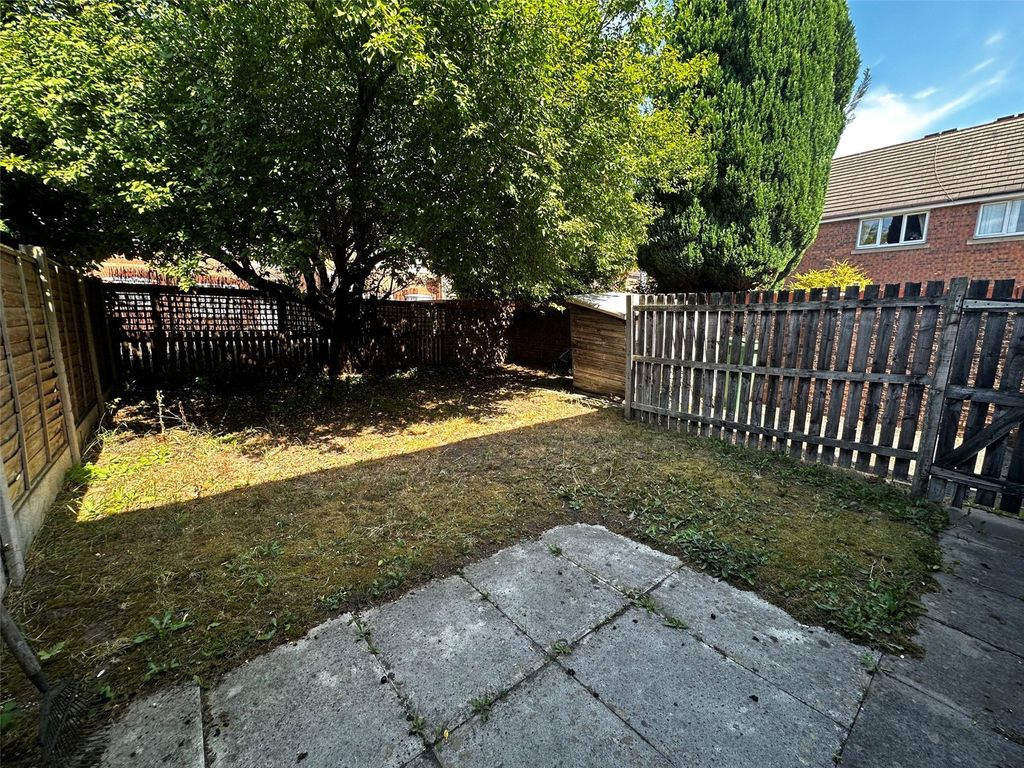 Property photo 3 of 8 Picture No. 04