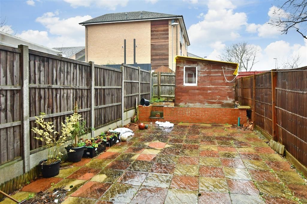 Property photo 3 of 12 Patio / Decking