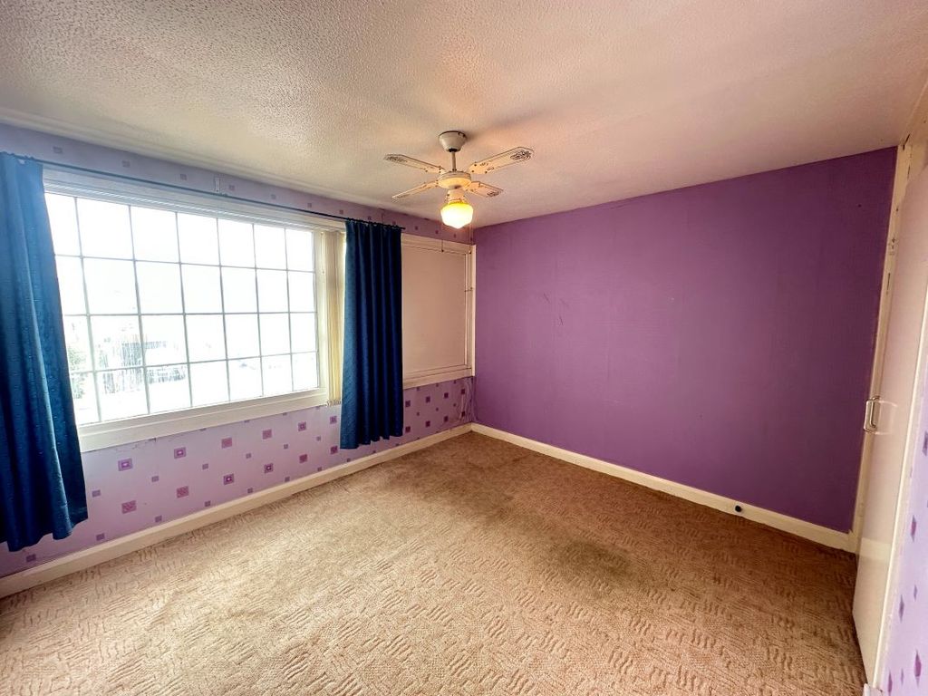 Property photo 3 of 26