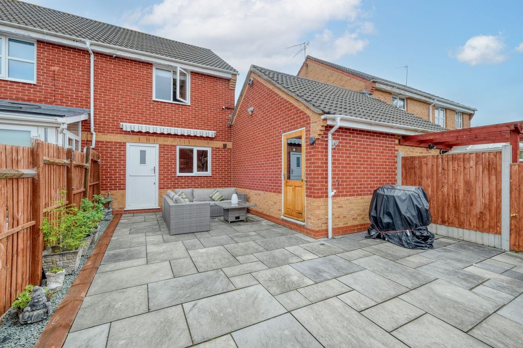 Property photo 2 of 14