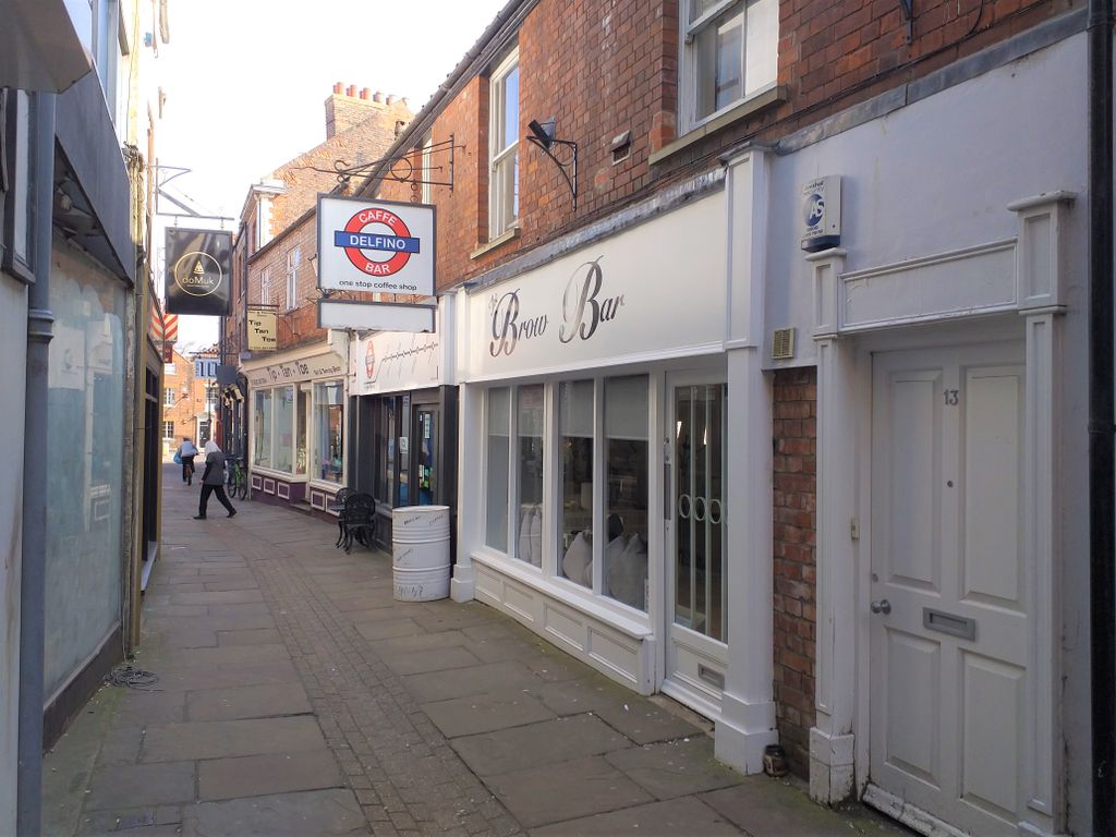 Property photo 1 of 3