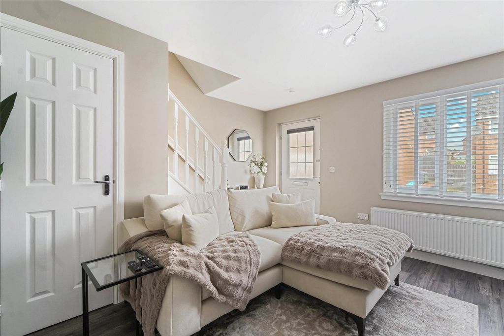 Property photo 2 of 16 2