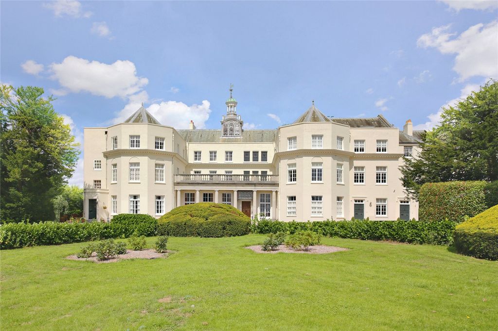 Property photo 1 of 38 Picture No. 43