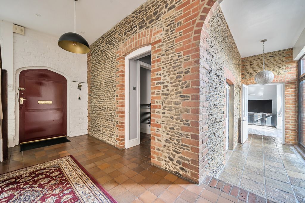 Property photo 2 of 37 1373662-35-6900E4...