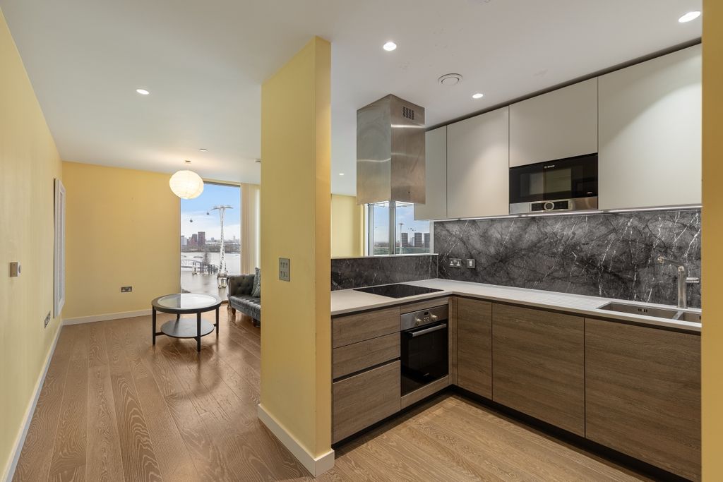 Property photo 3 of 15 094A2095