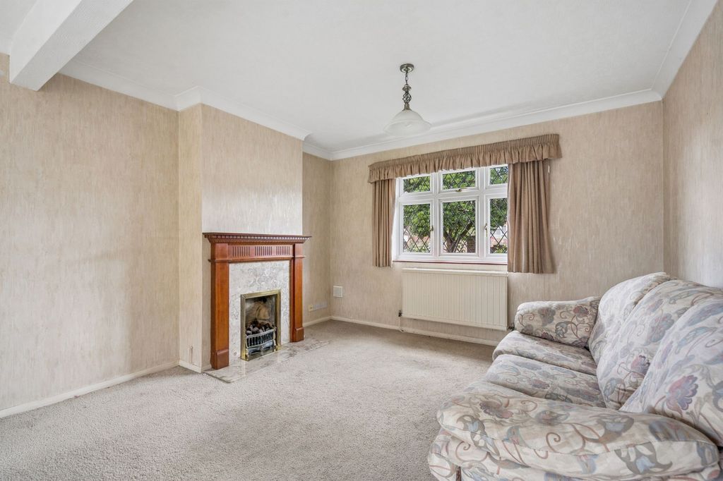 Property photo 3 of 17
