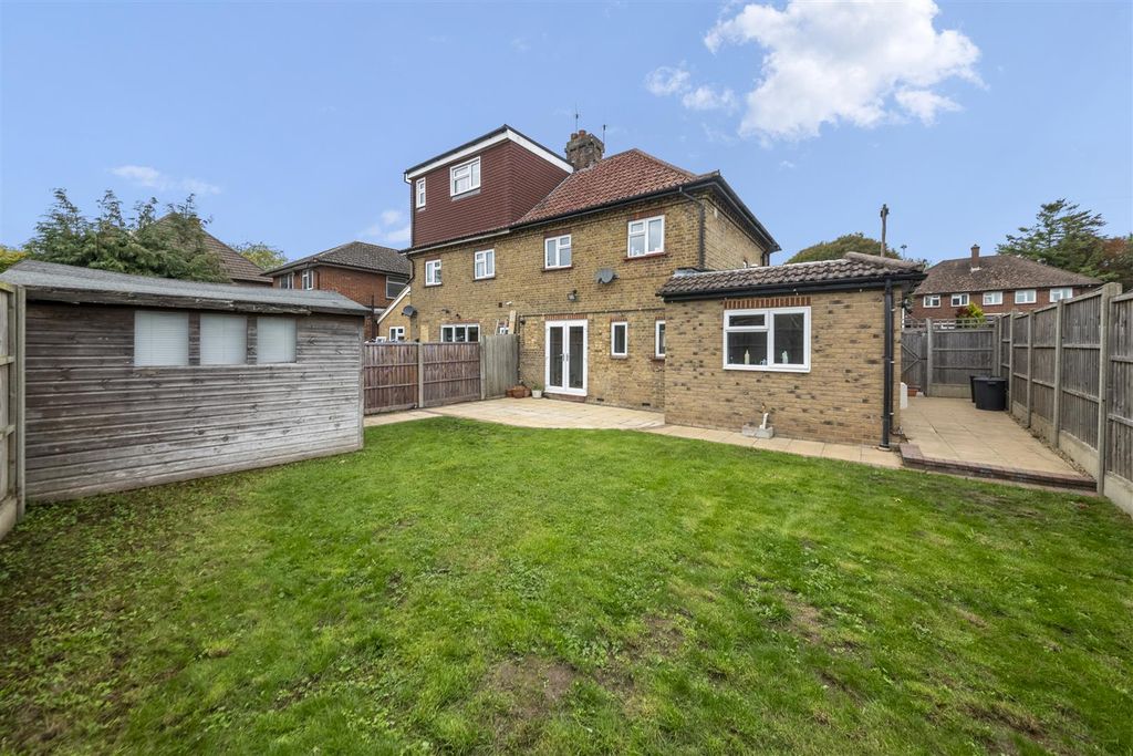 Property photo 2 of 12