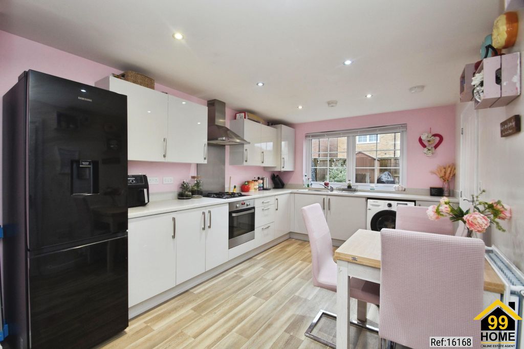 Property photo 3 of 20 Photo 2