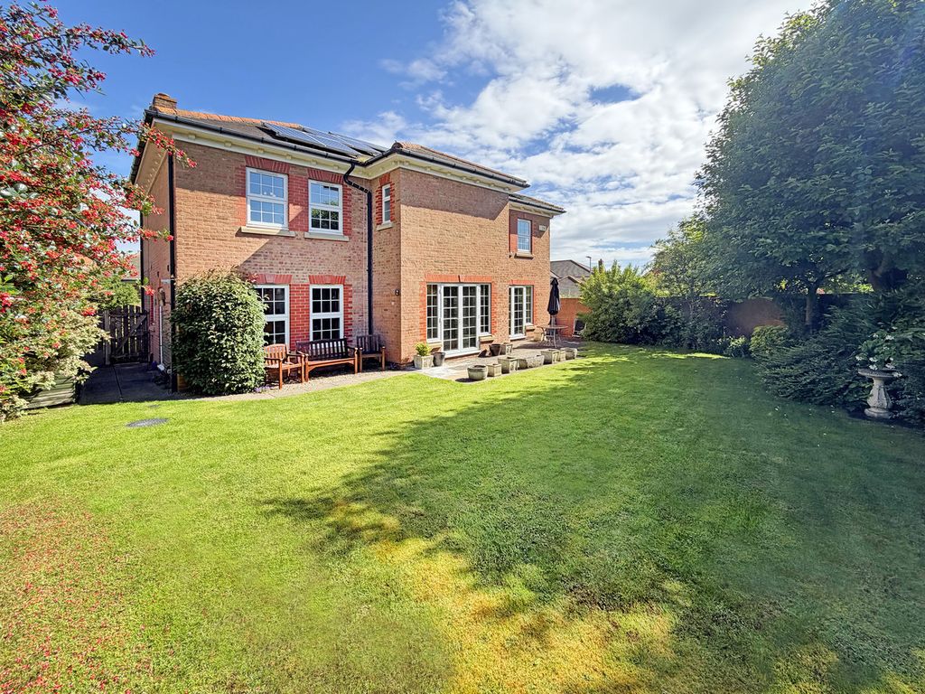 Additional image 4 of 4 bed detached house for saleKingfisher Close, Hartlepool, 0 TS26