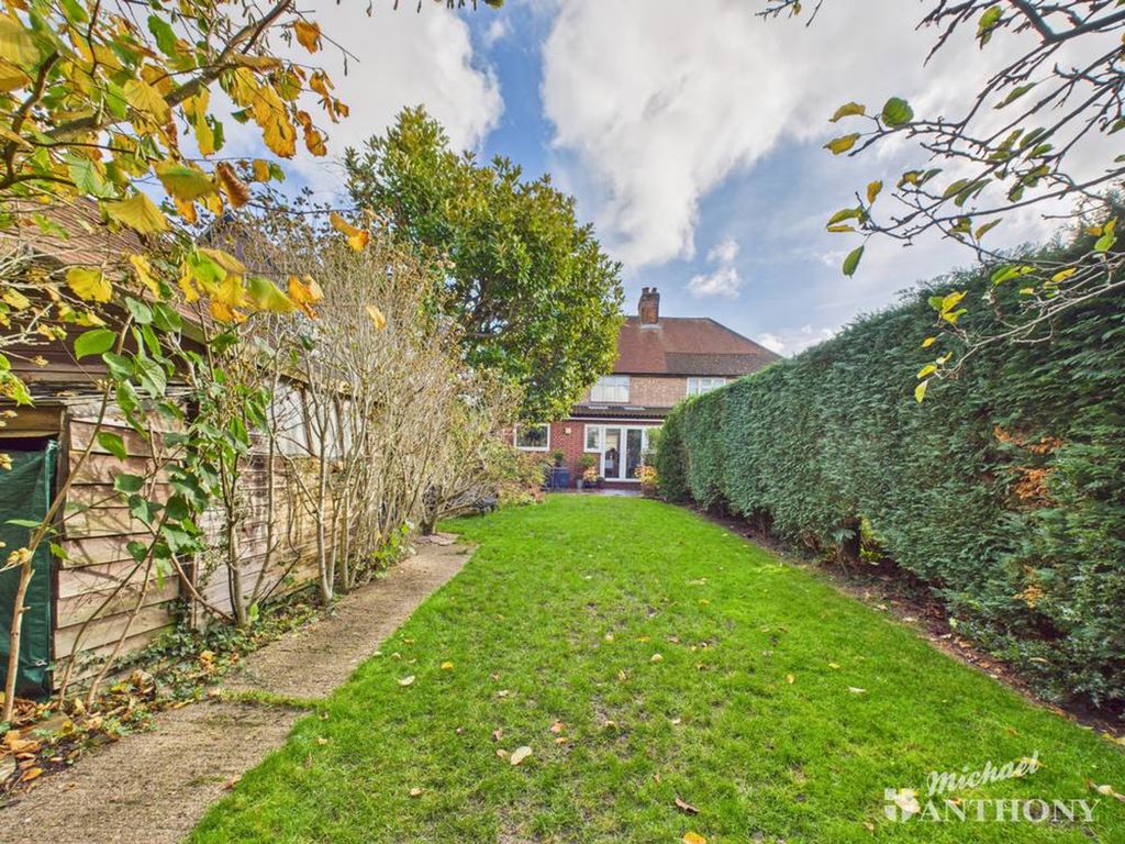 Property photo 3 of 29 Cam03218G0-Pr0827-Still015-Thumbnail-H750-70