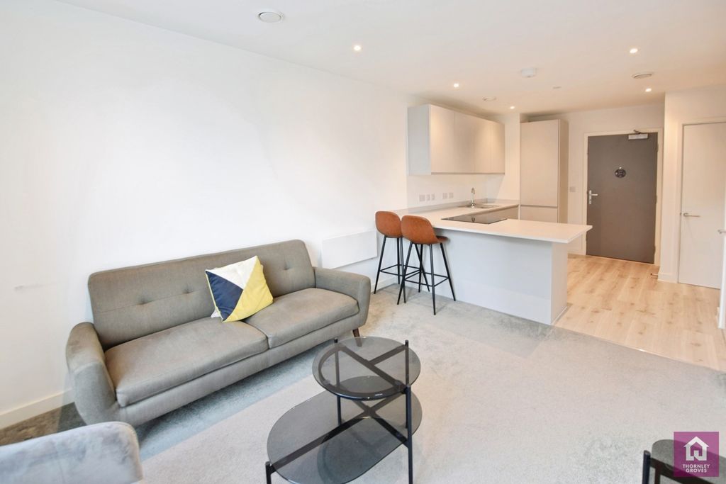 Property photo 3 of 22 Pbox-Img.Jpg