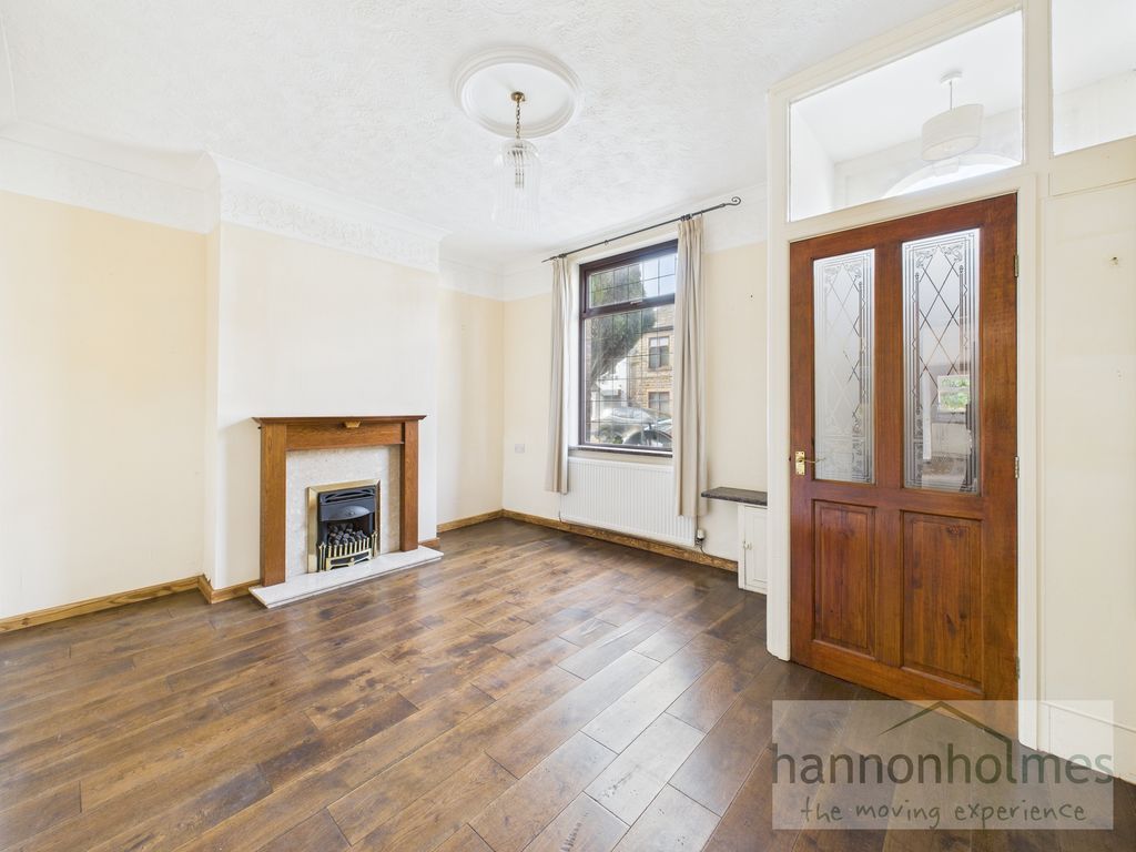 Property photo 2 of 29 Cam05283G0-Pr0089-Still001