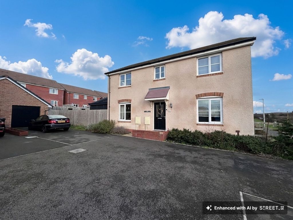 Property photo 1 of 27
