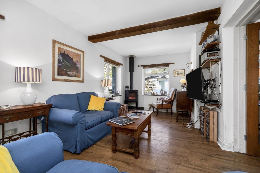 Property photo 3 of 25