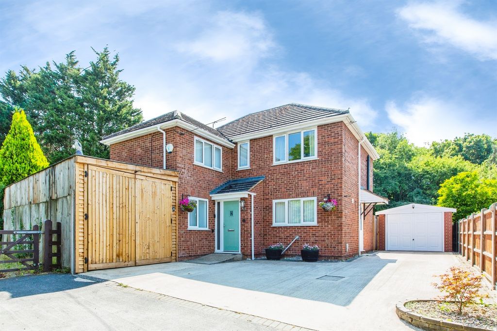 Property photo 1 of 17
