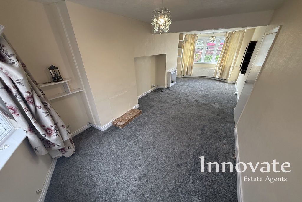 Property photo 2 of 11 Photo 9