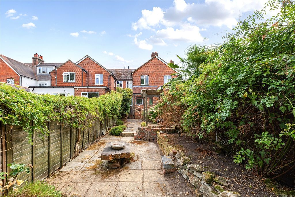 Property photo 2 of 19 Picture No. 30