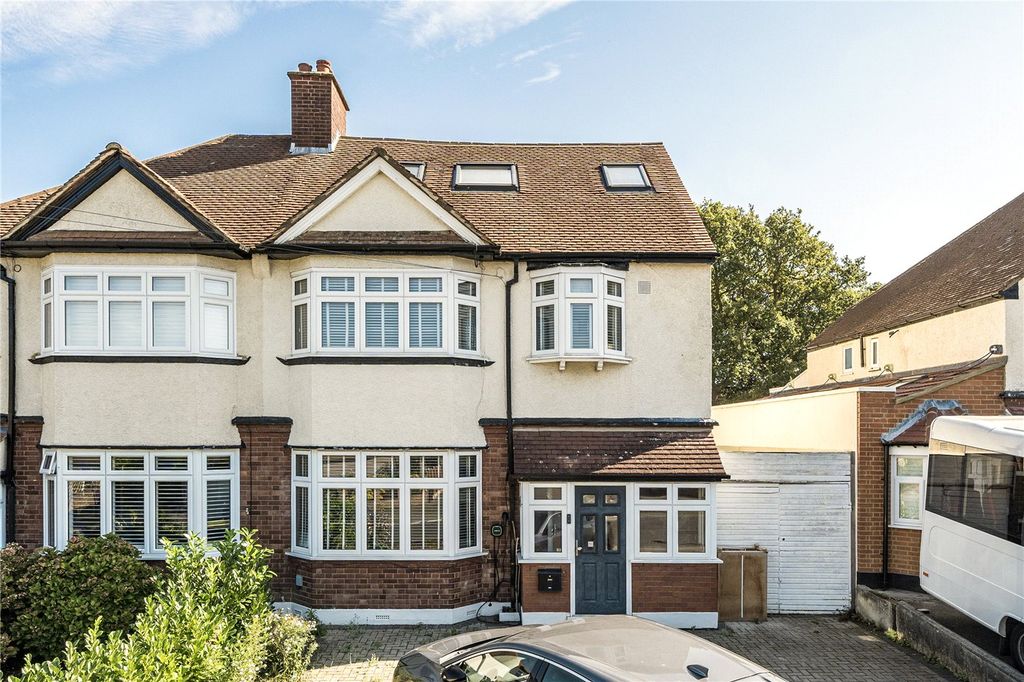 Property photo 1 of 21 Picture No. 32