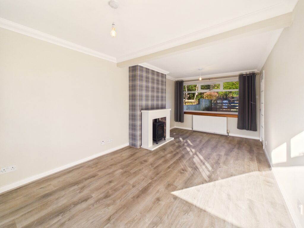 Property photo 3 of 25