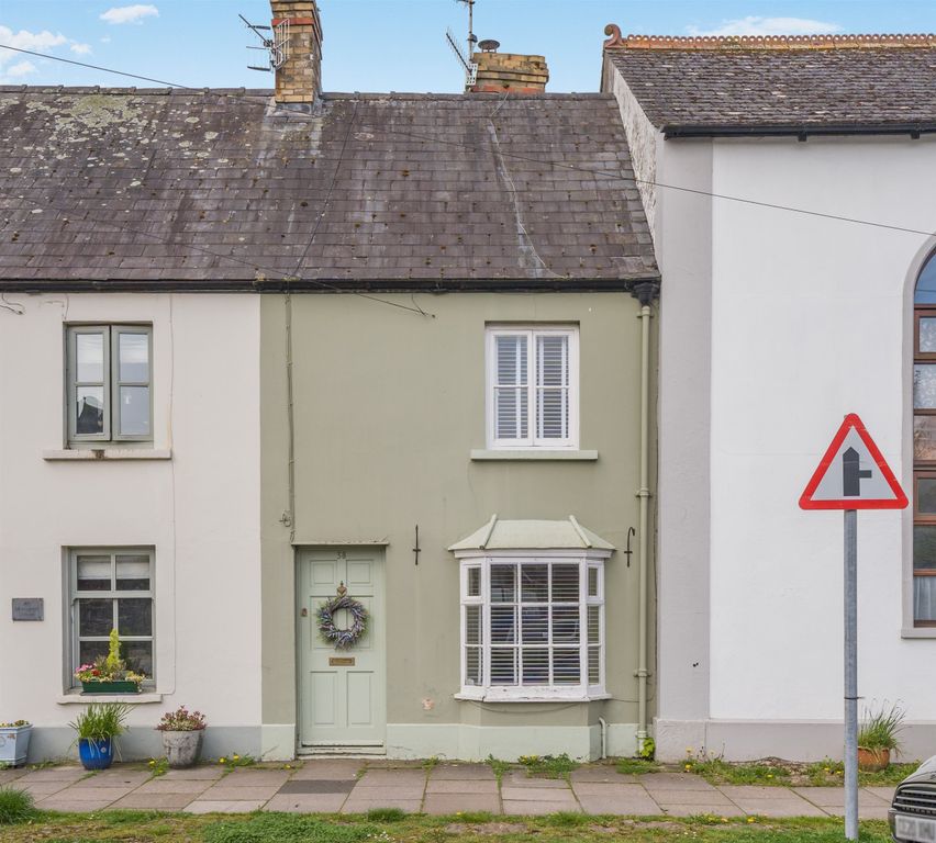 Property photo 1 of 19