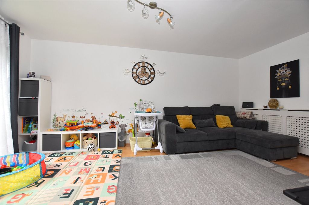 Property photo 3 of 12 Picture No. 07