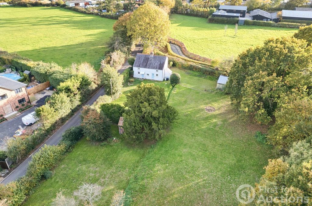 Property photo 1 of 18 Picture No. 01