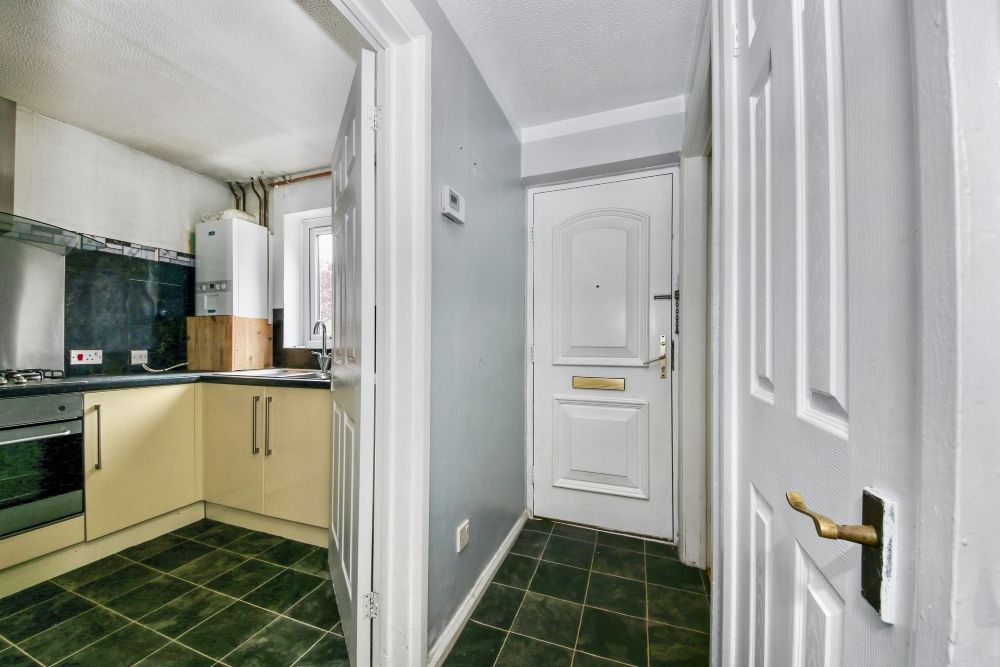 Property photo 3 of 21