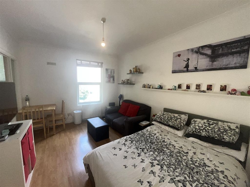 Property photo 1 of 5 Img_0923.Jpg