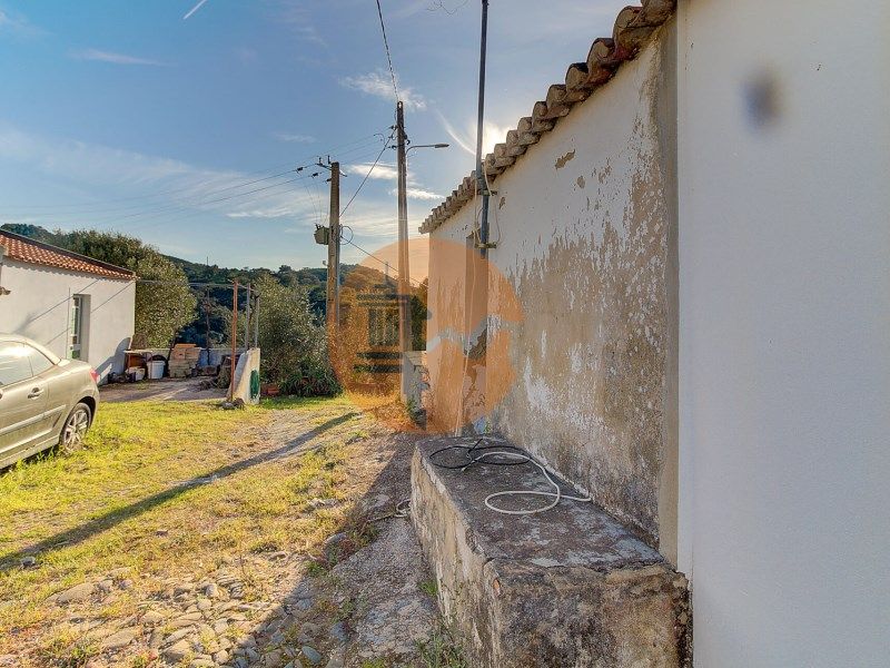 Property photo 1 of 4