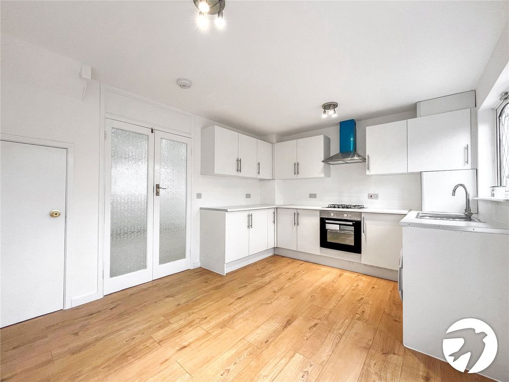 Property photo 3 of 15 Picture No. 08